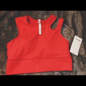 lululemon Mastered motion cropped tank!